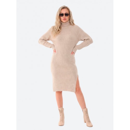 Вязаное платье<br/><span class='tw-product-name2'>бежевого цвета</span>