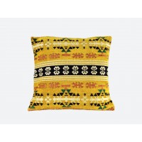 Желтая подушка<br/><span class='tw-product-name2'>с восточным орнаментом</span> test alt 4