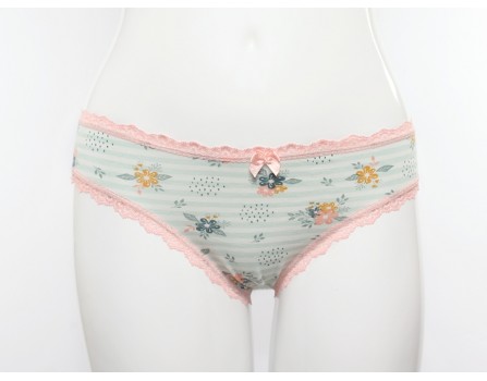 Трусы бразилиана<br/><span class='tw-product-name2'>с голубыми полосками</span>