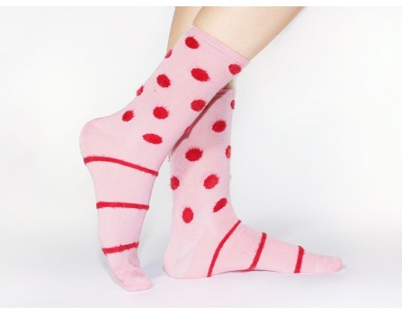 Розовые носки из бамбука<br/><span class='tw-product-name2'>в красный горошек и полоски</span>