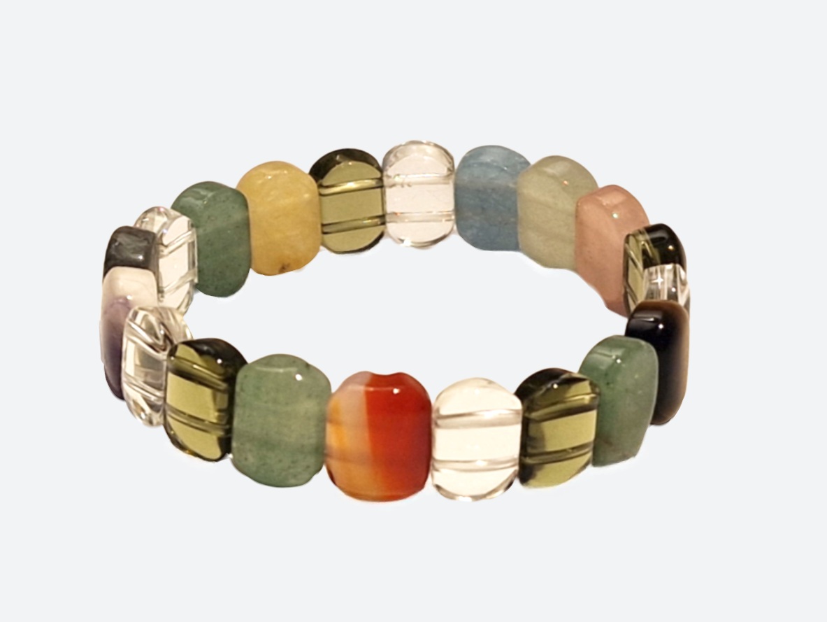 Женские браслеты